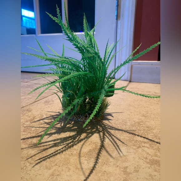 Top Fin Artificial Aquarium Plant - Picture 2 of 9